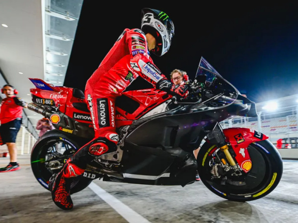 tim-aprilia-disebut-paling-untuk-lawan-ducati