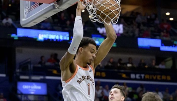 victor-wembanyama-tentukan-kemenangan-spurs-atas-pelicans