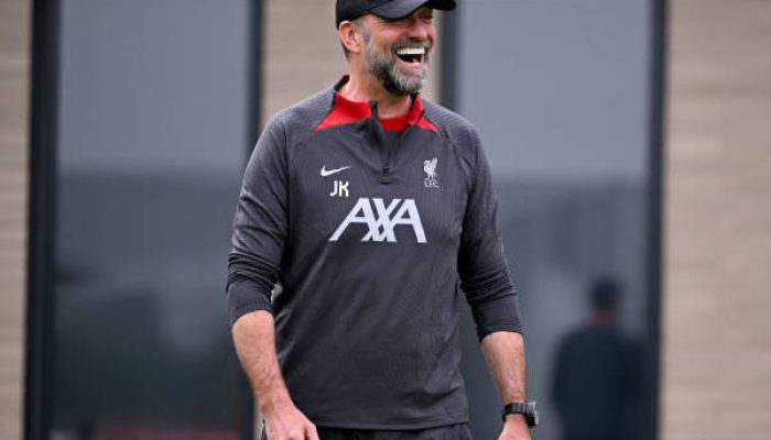 eks-bintang-liverpool-nilai-kualitas-arne-slot-setara-dengan-jurgen-klopp