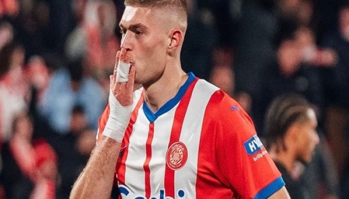 jadi-andalan-ukraina,-artem-dovbyk-dalam-pengawasan-napoli-dan-milan