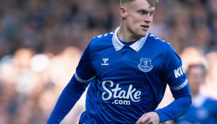 jarrad-branthwaite-sulit,-manchester-united-pilih-move-on
