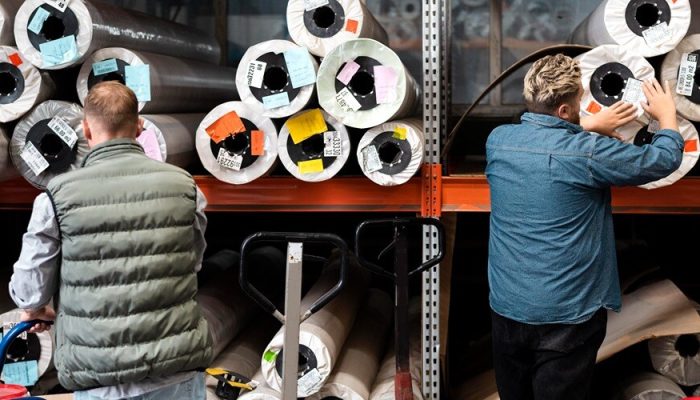 tips-sukses-mengantarkan-produk-tekstil-dengan-armada-pick-up-box