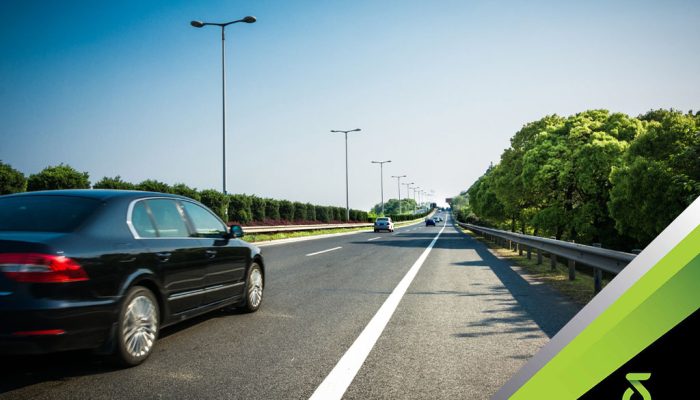 lakukan-hal-ini-saat-mogok-di-jalan-tol