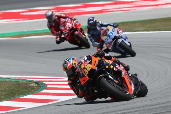 francesco-guidotti-yakin-ktm-punya-kecepatan-untuk-lebih-kompetitif