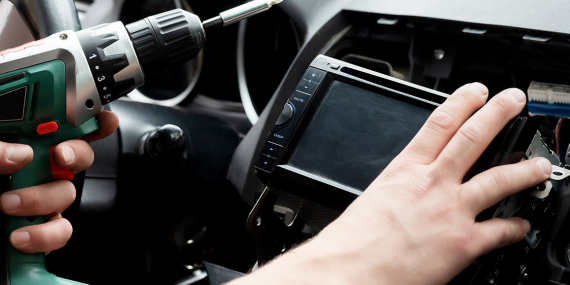 Risiko jika Tidak Hati-hati saat Ganti Head Unit