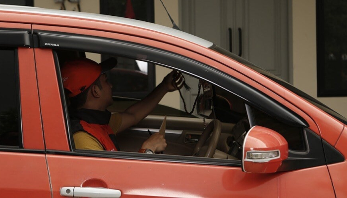 mengoptimalkan-antar-penumpang-dengan-tambahan-fasilitas-di-kendaraan