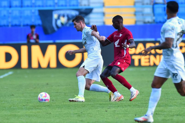 bermain-imbang-0-0,-persib-bawa-satu-poin-dari-markas-psm