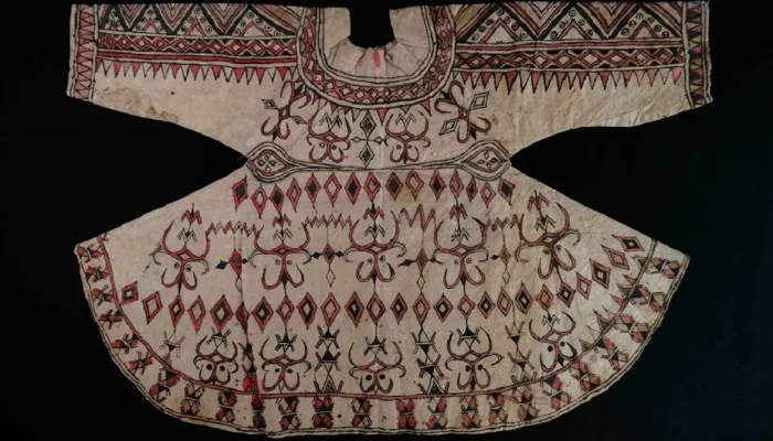 lemba,-jejak-seni-pada-lembaran-kulit-kayu