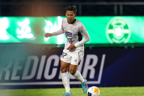 edo-dan-rezaldi-menderita-cedera,-persib-alami-krisis-bek-kiri
