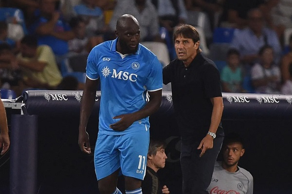 kembali-ke-san-siro,-romelu-lukaku-dan-conte-dapat-sambutan-dingin