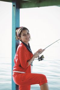 aishah-gray:-menyelam-&-mancing