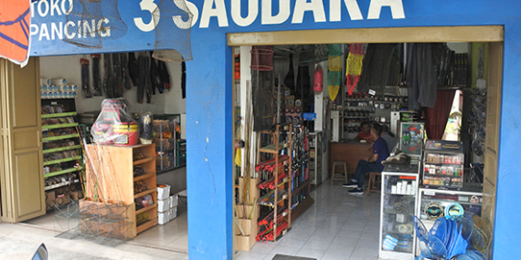 3 Saudara : Pindah ke Tempat Baru di Klayan, Buka Setiap Hari