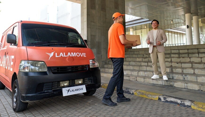 peluang-driver-untuk-manfaatkan-lonjakan-permintaan-layanan-antar-jemput-paket-di-akhir-tahun