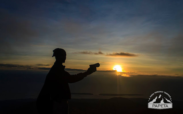 mendaki-bukit-nanggi,-amazing-bukit-di-lombok