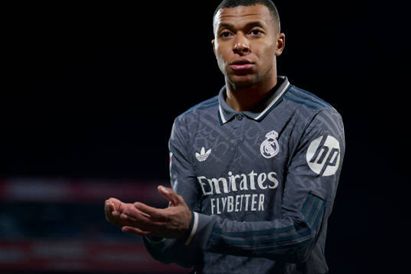 tidak-ada-dasar-hukum,-kylian-mbappe-bantah-tuduhan-pemerkosaan