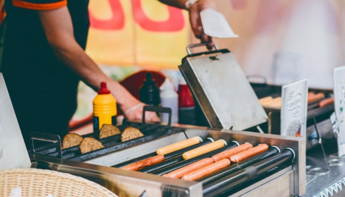 5-rekomendasi-kuliner-street-food-di-jakarta-yang-terjangkau