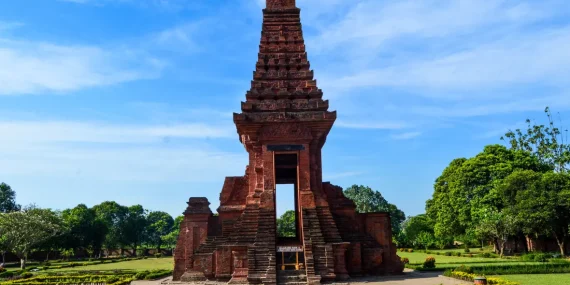 Resmi! UMK Kabupaten Mojokerto Naik ke Rp4,8 Juta, Kota Capai Rp3 Juta