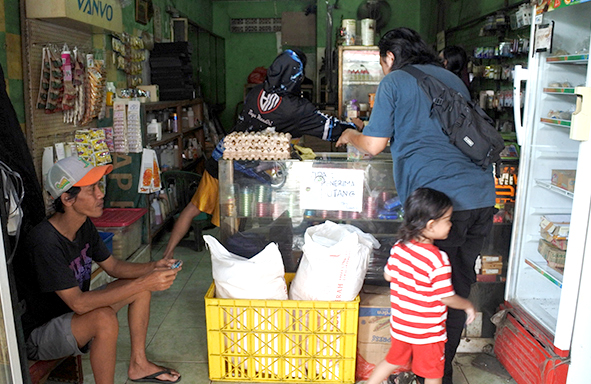 ilham-fishing-:-umpan-mas-&-lele-banyak-yang-beli,-buka-setiap-hari