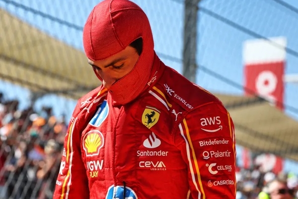 tim-cadillac-disebut-sebut-mengincar-carlos-sainz-jr