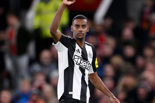 alexander-isak-ingin-bawa-newcastle-kembali-ke-liga-champions