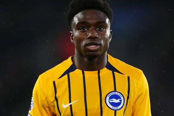 selamatkan-brighton-dari-kekalahan,-fabian-hurzeler-puji-tariq-lamptey