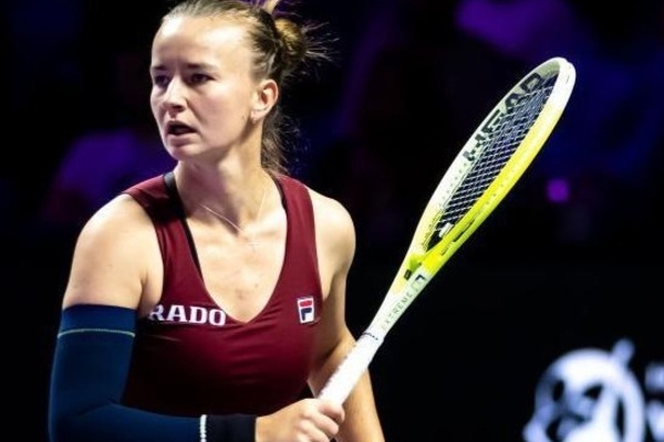 barbora-krejcikova-dan-caroline-wozniacki-mundur-dari-australian-open