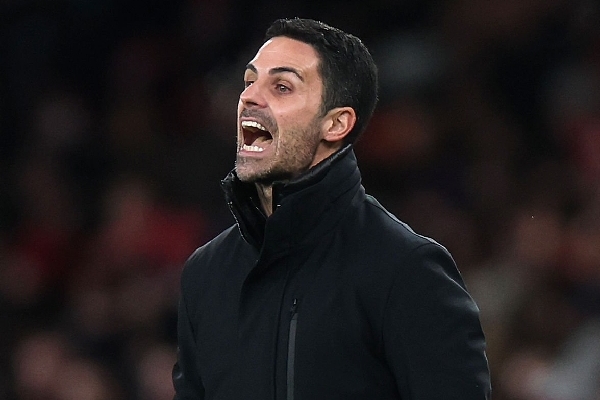 mikel-arteta-jadi-bahan-ejekan-usai-kritik-bola-puma-di-carabao-cup