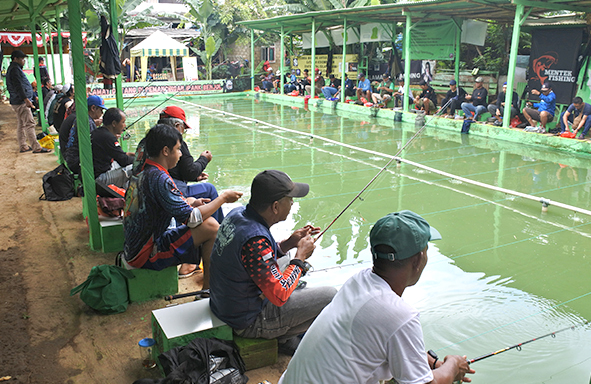 ipank-benjol-:-buka-seminggu-2-kali,-sabtu-gaplean,-minggu-spesial-lomba