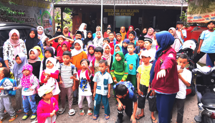 madrasah-diniyah-takmiliyah-kalimasada-selenggarakan-outing-class-ke-sekolah-air-hujan