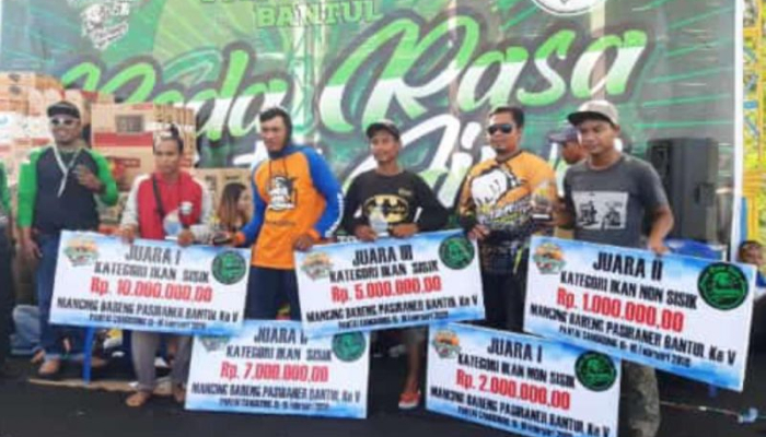 mabar-anniv-ke-5-pasiraner-bantul;-1980-pemancing-padati-pantai-cangkring