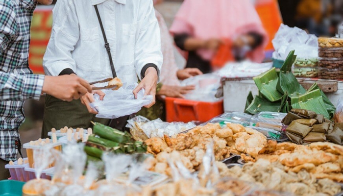 5-ide-&-rekomendasi-bisnis-makanan-yang-laris-di-bulan-suci-ramadan