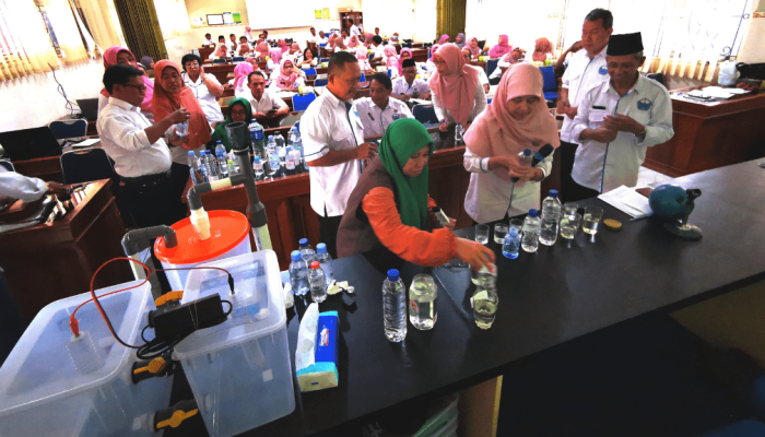 seminar-membentuk-generasi-unggul-dari-kemurnian-air-hujan-di-smkn-5-yogyakarta