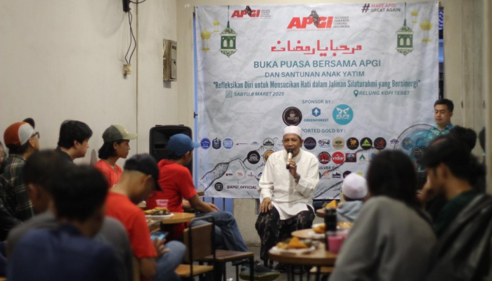 asosiasi-pemandu-gunung-indonesia-gelar-buka-puasa-bersama