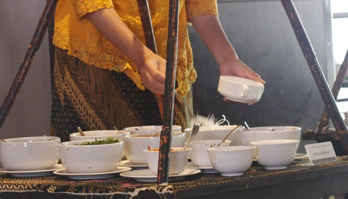 5-rekomendasi-soto-ayam-bening-di-jabodetabek-untuk-buka-puasa,-dijamin-segar-&-menghangatkan!