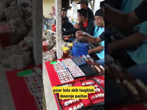 pasar batu akik donorojo pacitan pagi ini #batuakik #batu #batumulia #batuakikpacitan #viral