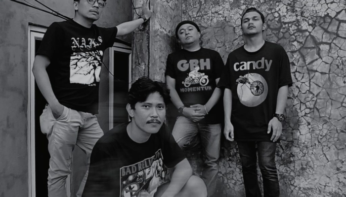 bermimpi-tentang-sebuah-dunia-rilis-album-mini-perdana-always-keep-the-faith