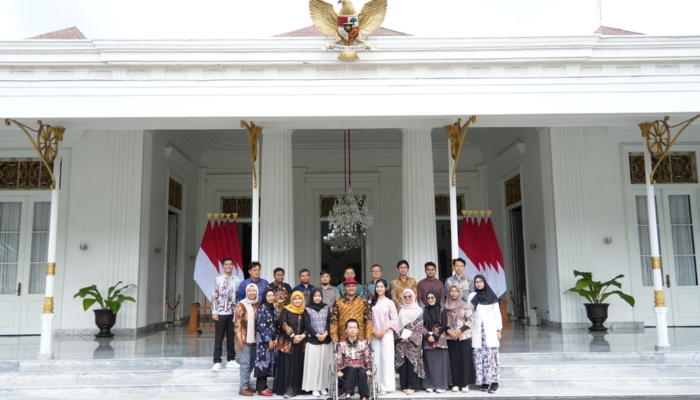 study,-move,-connect:-kegiatan-kawan-gnfi-di-istana-kepresidenan-yogyakarta