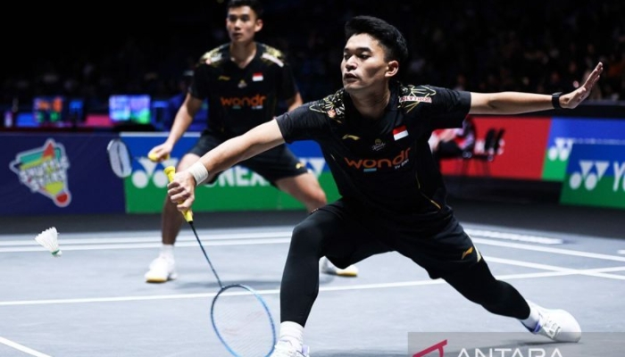 leo-rolly-carnando-absen-ikuti-piala-sudirman-2025-karena-cedera-lutut