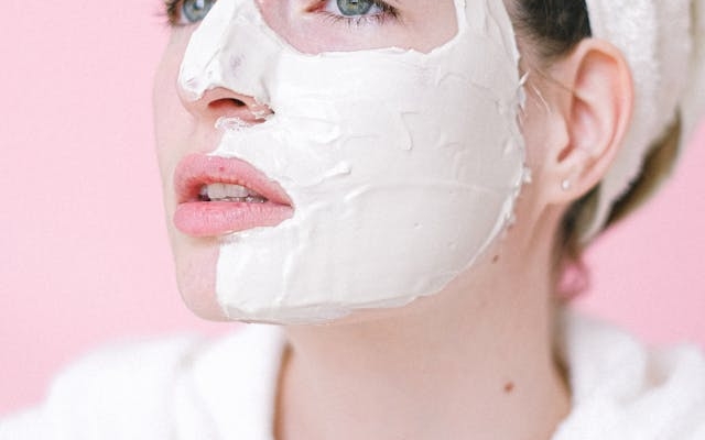 manfaat-masker-yoghurt-untuk-kulit-wajah,-bikin-glowing!