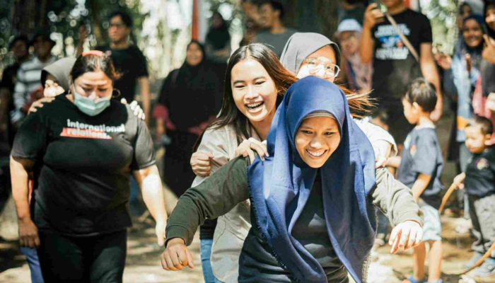 mengajak-orang-tua-bernostalgia-di-kampung-lali-gadget-sidoarjo