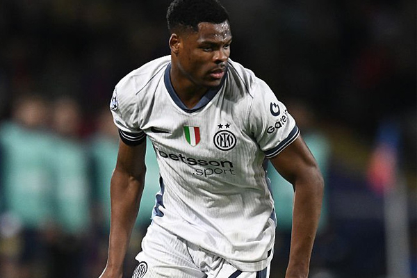 denzel-dumfries-masuk-daftar-pemain-incaran-manchester-united