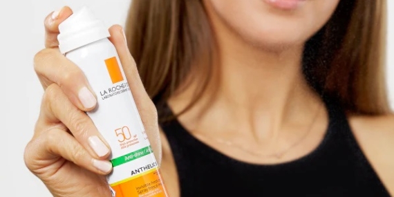 Praktis! Ini Rekomendasi Sunscreen Spray Untuk Sehari-hari