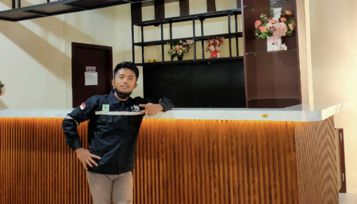 aziz,-pemilik-home-interior-batam:-mendesain-bisa-otodidak-tapi-dasar-estetika-didapat-dari-smk