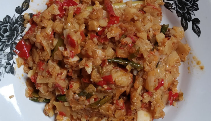 lema,-makanan-khas-masyarakat-suku-rejang-dari-bengkulu-yang-terbuat-dari-fermentasi-rebung