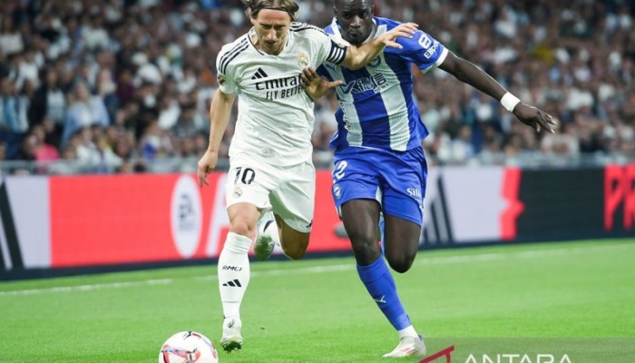 perjalanan-karier-luka-modric:-dari-tottenham-hingga-legenda-bernabeu