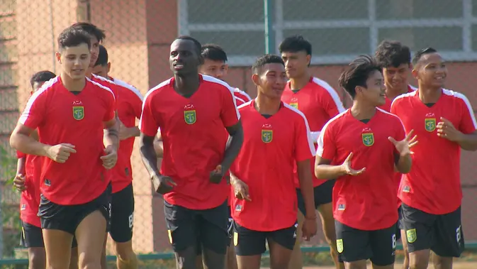 ada-tamu-istimewa,-ceo-persebaya-matangkan-persiapan-pramusim-ke-australia