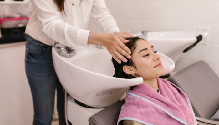 sehat!-ini-7-kandungan-hair-mask-yang-baik-bagi-kulit-kepala