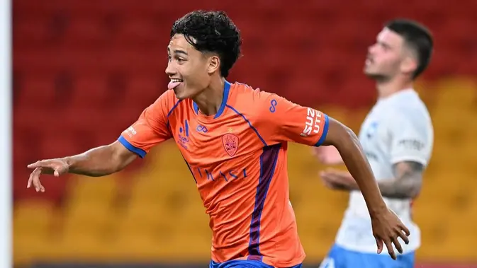cuma-main-10-kali,-rafael-struick-dilepas-brisbane-roar