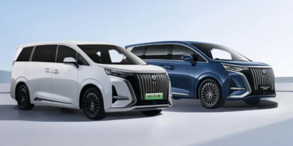 Denza D9 Masih Unggul Dari Toyota Alphard!