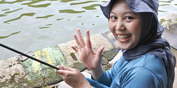 Yasinta : ‘Saya Pemula, Mancing Itu Asik & Jadi Hobi Baru Saya’